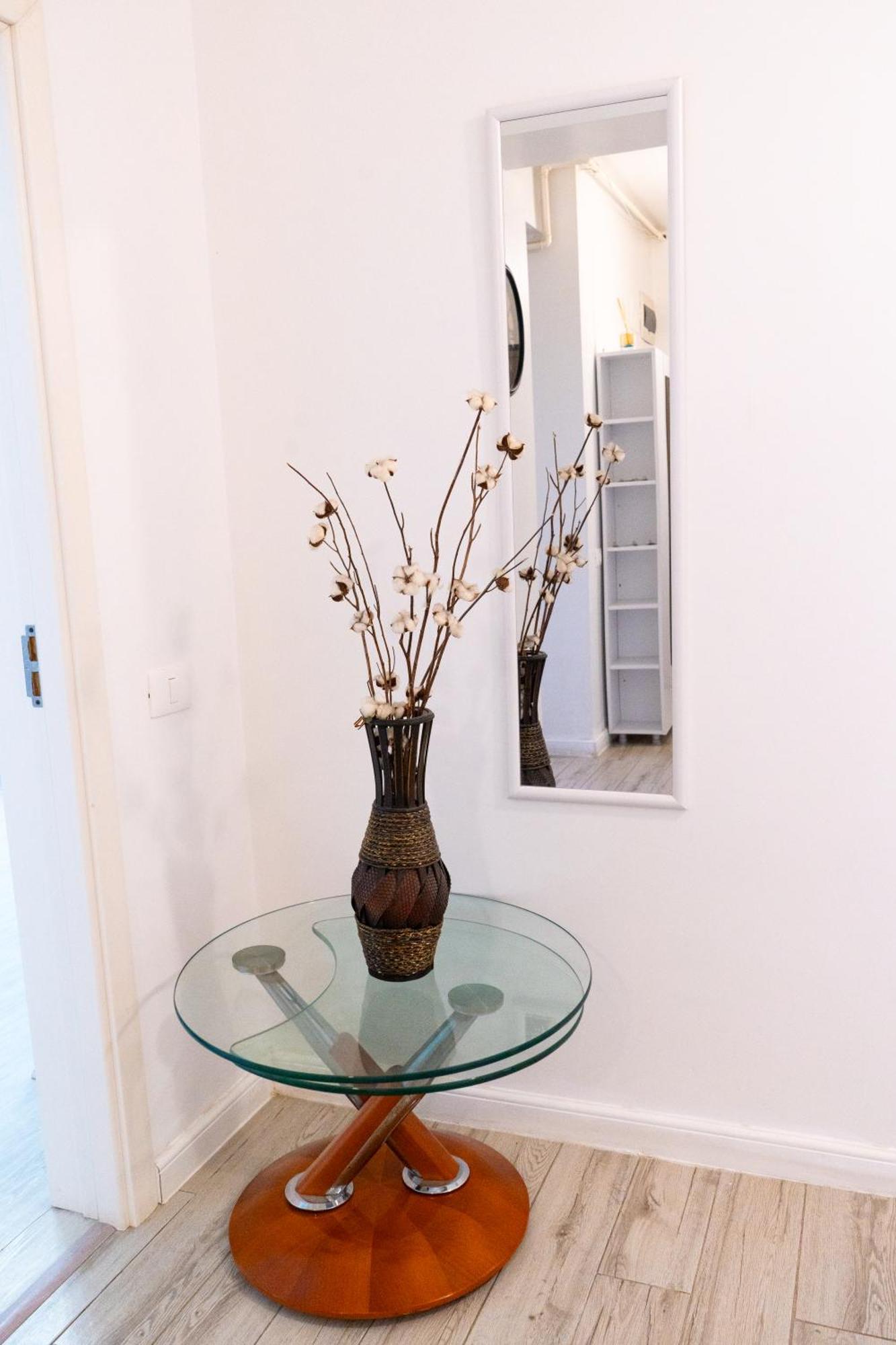 Alexis Spacious Classic Apartment Mamaia Exteriör bild
